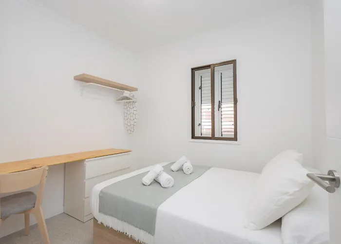 Apartment Confital 2br Cozy Flat